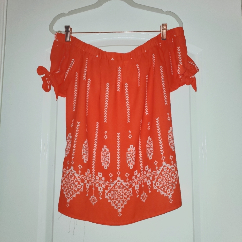 Off shoulders top